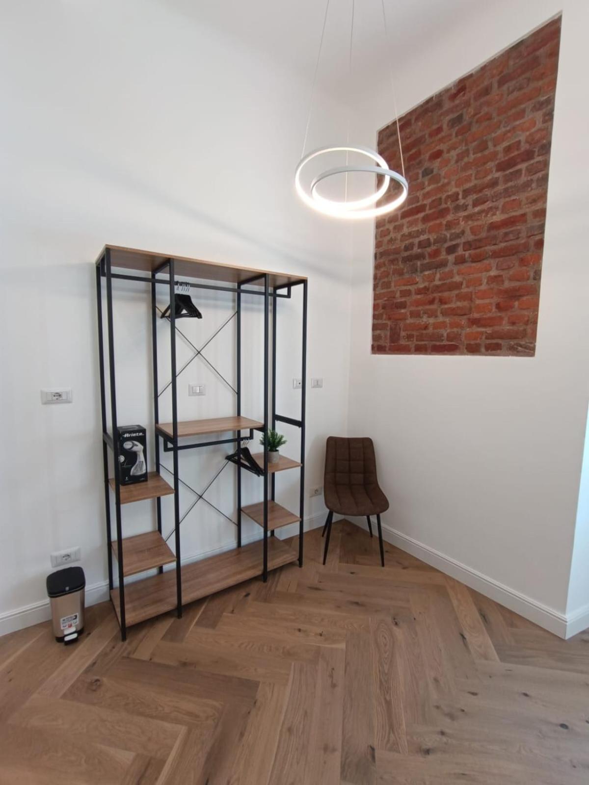 Be-C0 Centrale New Double Suite Milaan Buitenkant foto