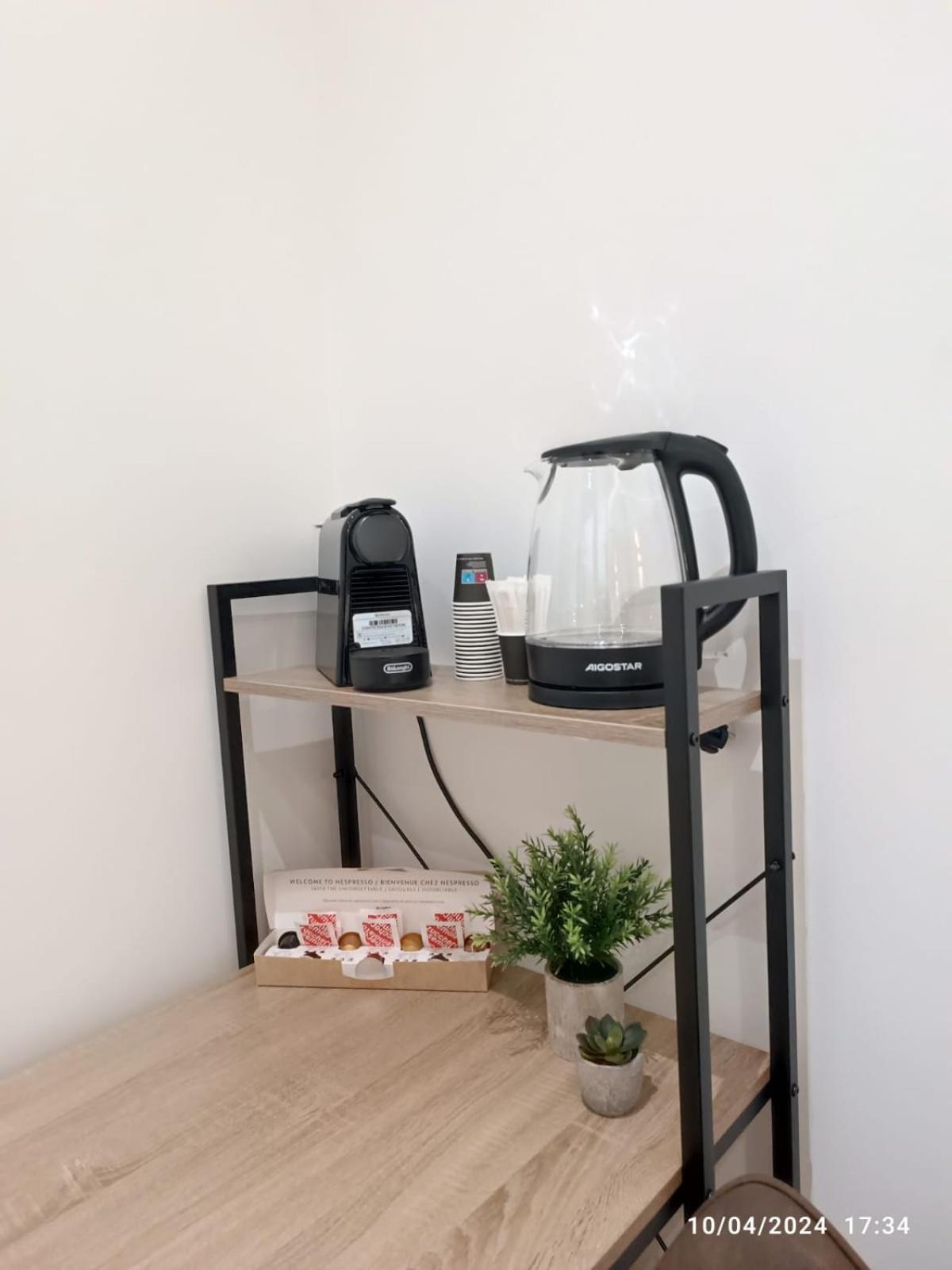 Be-C0 Centrale New Double Suite Milaan Buitenkant foto